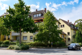 Hausansicht - **RESERVIERT** Stadtnah wohnen zwischen Bessungen und Paulusviertel – attraktive 2-Zi.-Wohnung mit Sonnenbalkon