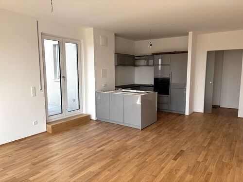 Wohn-/Essbereich mit Terrassenzugang - 3- Zimmerwohnung mit 88,00 m&sup2; in Darmstadt zur Miete