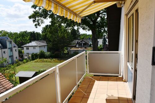 DG - WHG - Sonnenbalkon mit Markise - 