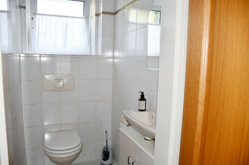 separates WC - 