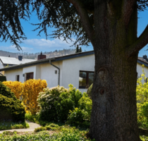 **RESERVIERT** Freistehendes Einfamilienhaus mit Gartenidylle in Seeheim-Jugenheim