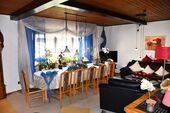 geräumiges Wohnzimmer... - 