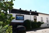 Hausansicht - Einfamilienhaushälfte in ruhiger Lage mit viel Potenzial in Modautal-Brandau