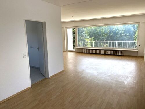 OG: großzügiger Wohn-/Essbereich - 