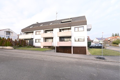 Südansicht - 4 Zimmer Dachgeschoßwohnung zum Kaufen in Stuttgart