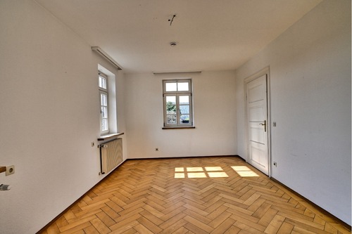 Kinderzimmer 2 - 7 Zimmer Mehrfamilienhaus, Wohnhaus in Vaihingen