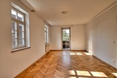 Esszimmer - 7 Zimmer Mehrfamilienhaus, Wohnhaus zur Miete in Vaihingen