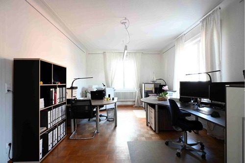 Büro 1 - 
