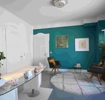 Wohnung, derzeit als Büro genutzt, im ersten OG in Vaihingen zu verkaufen.