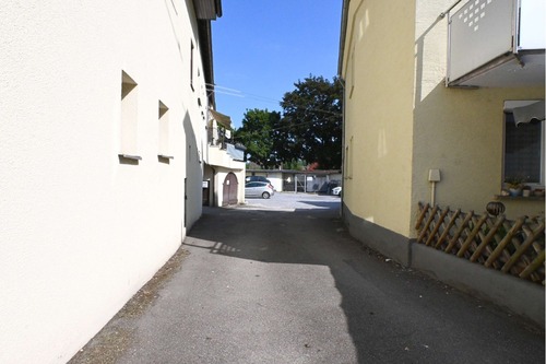 Hofeinfahrt - Grundstück zum Kaufen in Vaihingen an der Enz