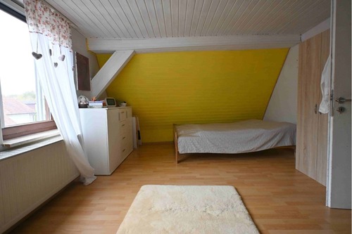 Zimmer 2 - 