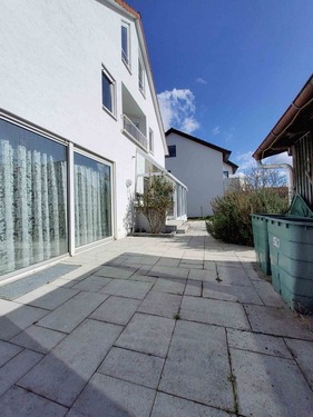 Terrasse Blickrichtung Osten - 