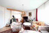 Wohnzimmer - 5 Zimmer Einfamilienhaus zum Kaufen in Bretten