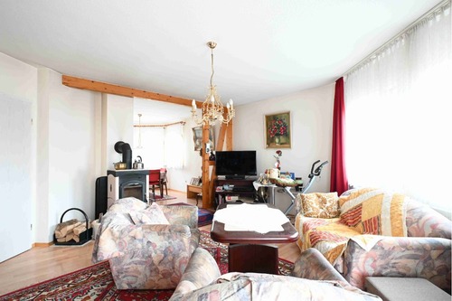 Wohnzimmer - 5 Zimmer Einfamilienhaus zum Kaufen in Bretten