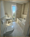 Bad mit Wanne und Dusche - 3 Zimmer Etagenwohnung in Schönefeld