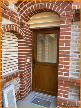 Herrein - 7 Zimmer Dachgeschoßwohnung zur Miete in Beelitz