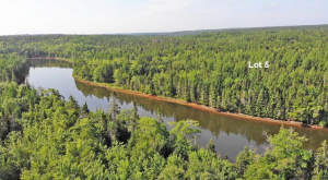 Cape Breton - Cleveland - Großzügiges Ufer-Grundst - 