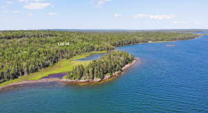 Cape Breton - Atlantik-Grundstück in herrlicher ge - 