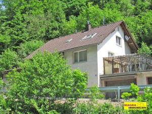 Lauterbach / Einfamilienhaus mit potential für Han - 6 Zimmer Einfamilienhaus zum Kaufen in Lauterbach