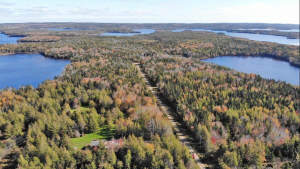 Cape Breton - 3,1 Hektar großes See-Ufergrundstück - 