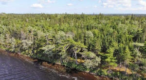 Cape Breton - Third Lake - Wunderschönes See-Uferg - 