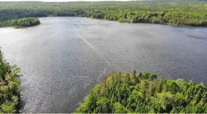 Cape Breton - Third Lake - Wunderschönes See-Uferg - 