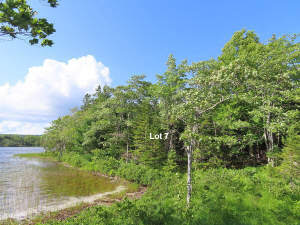 Cape Breton - Third Lake - Wunderschönes See-Uferg - 