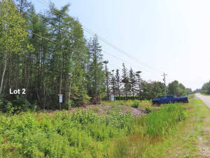 Cape Breton - Hureauville - Tolles Fluss-Ufer-Grun - 