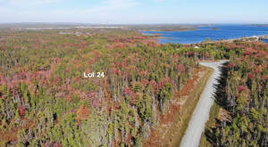 Cape Breton - 37-Hektar-Areal mit Atlantik-Zugang - 