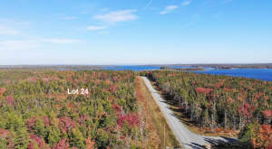 Cape Breton - 37-Hektar-Areal mit Atlantik-Zugang - 