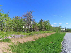 Cape Breton - 37-Hektar-Areal mit Atlantik-Zugang - 