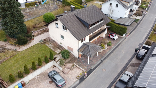 Haus mit viel Platz - 359.000,00 EUR Kaufpreis, ca.  219,00 m² Wohnfläche