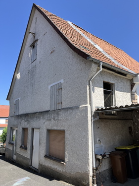 Nebengebäude mit viel Platz - 
