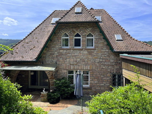 Villa - Gartenansicht - 