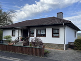 Hausansicht-Anliegerstraße - 