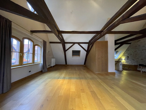 Dachetage-begehbarer Kleiderschrank - 2 Zimmer Reihenhaus in Bad Orb