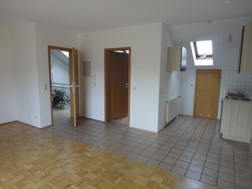 schöne Singlewohnung - 390,00&nbsp;EUR Kaltmiete, ca.&nbsp; 31,00&nbsp;m&sup2;&nbsp;Wohnfl&auml;che