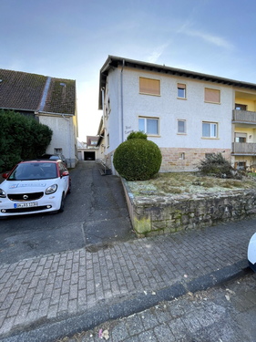 Hausansicht Straße - 