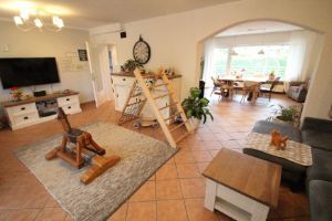 Wohnzimmer - Einfamilienhaus mit 116,00 m&sup2; in Hennef (Sieg) - Uckerath zum Kaufen