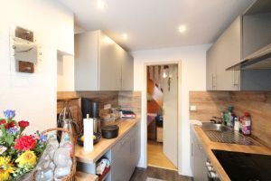 Erdgeschoss Küche - 5 Zimmer Einfamilienhaus zum Kaufen in Bonn