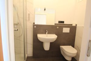 Badezimmer - 2.5 Zimmerwohnung mit 55,00 m&sup2; in Bonn zur Miete