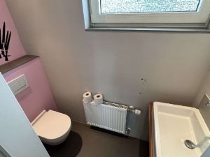 WC - 