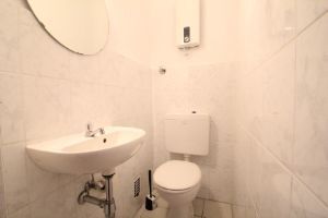 WC - 