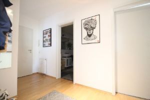Diele - 2- Zimmerwohnung mit 66,20 m&sup2; in Bonn zur Miete