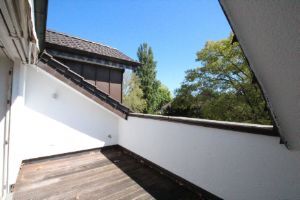 Balkon - 3 Zimmer Dachgeschoßwohnung zur Miete in Bonn