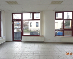 Büro / Verkaufsfläche in Naumburg zur Miete - Naumburg (Saale)