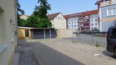 Stellplatz vor dem Haus - 4 Zimmer 4- Zimmerwohnung zum Kaufen in Naumburg (Saale)