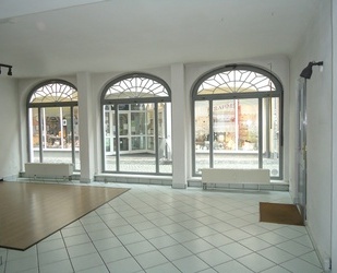 Laden/ Geschäft/ Verkaufsfläche in Naumburg zur Miete