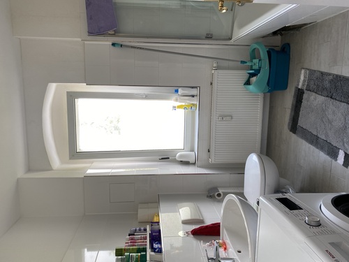 Badezimmer mit Tageslicht - 