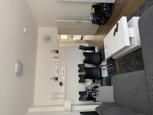 Wohnzimmer 2 - 3 Zimmer Etagenwohnung zum Kaufen in Berlin